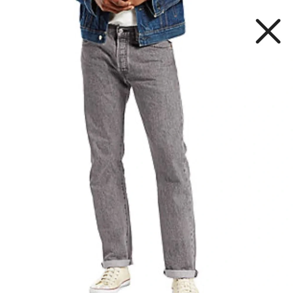 Levi’s 501 Button Fly Grey Denim Jeans Straight Leg   34 x 32